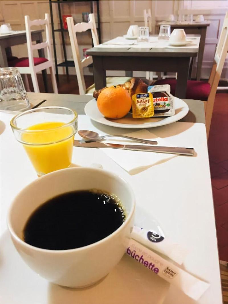 Hotel Moderne Tours Bagian luar foto