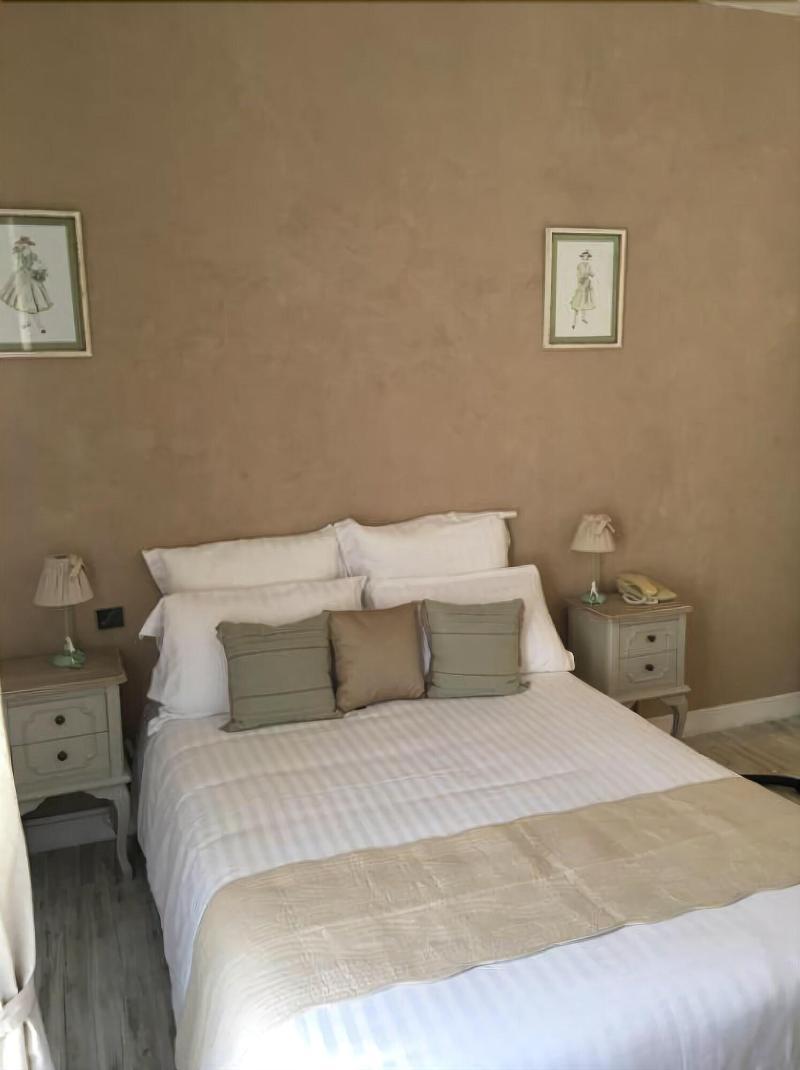 Hotel Moderne Tours Bagian luar foto