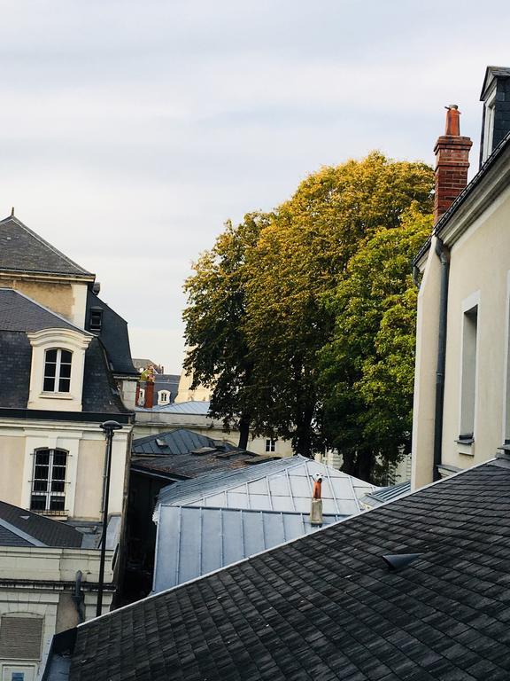 Hotel Moderne Tours Bagian luar foto